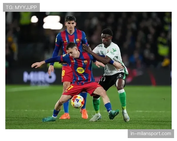 马竞中场拦截强度,卡多索扫荡覆盖保护后防四人组 马竞中场拦截强度,卡多索扫荡覆盖保护后防四人组